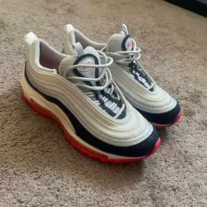 Women’s Nike shoes